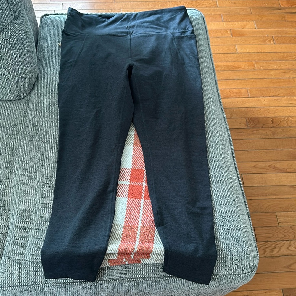 Black leggings